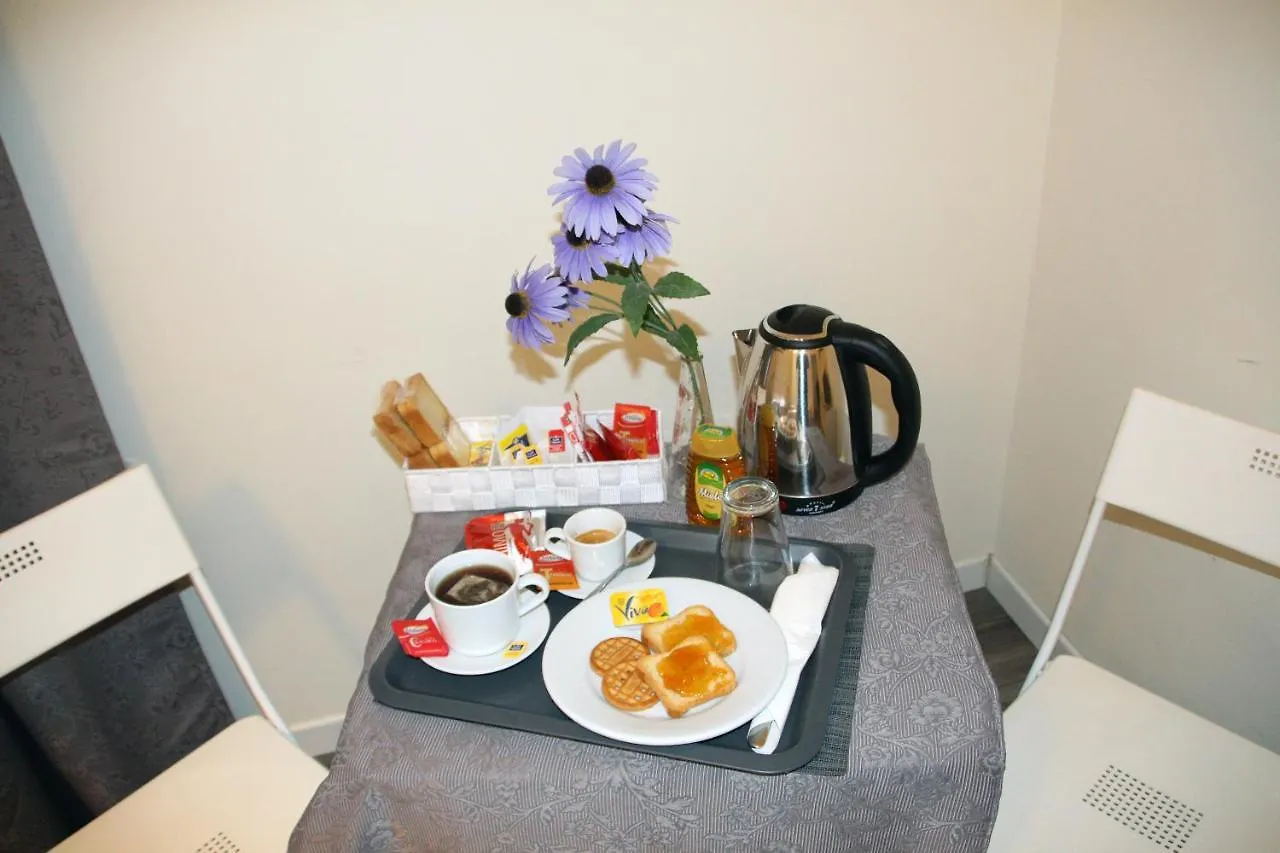 B&B Del Toscano Catane Couette-café