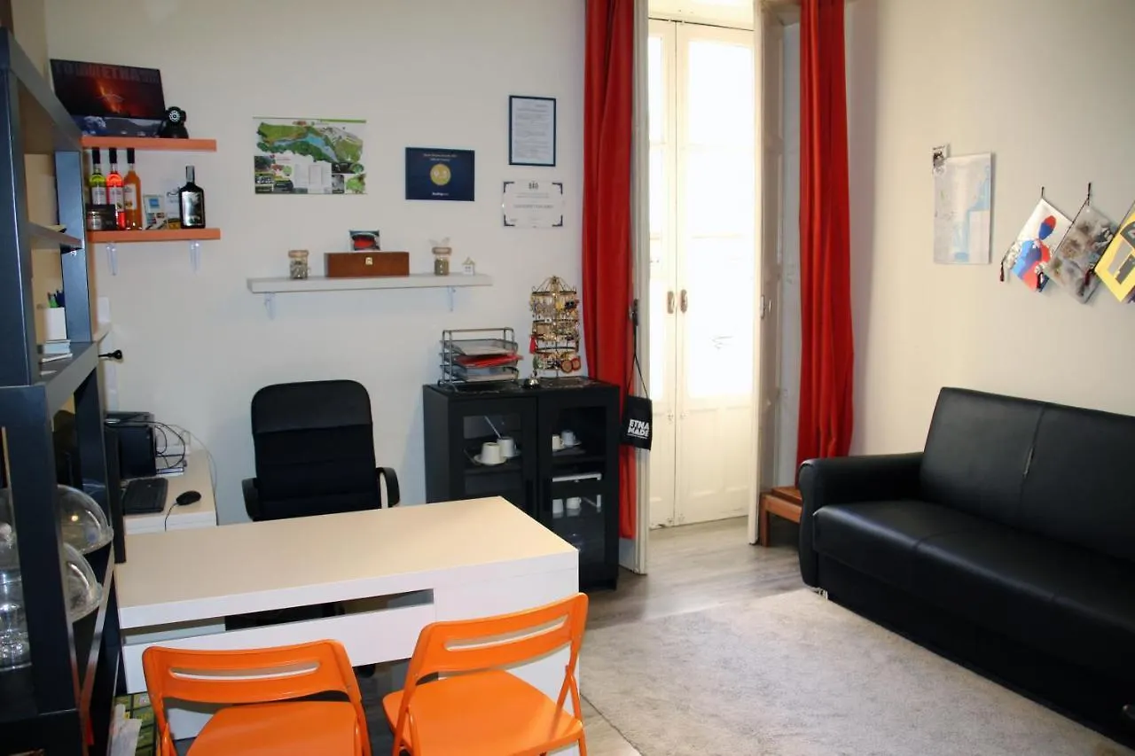 B&B Del Toscano Catane Couette-café