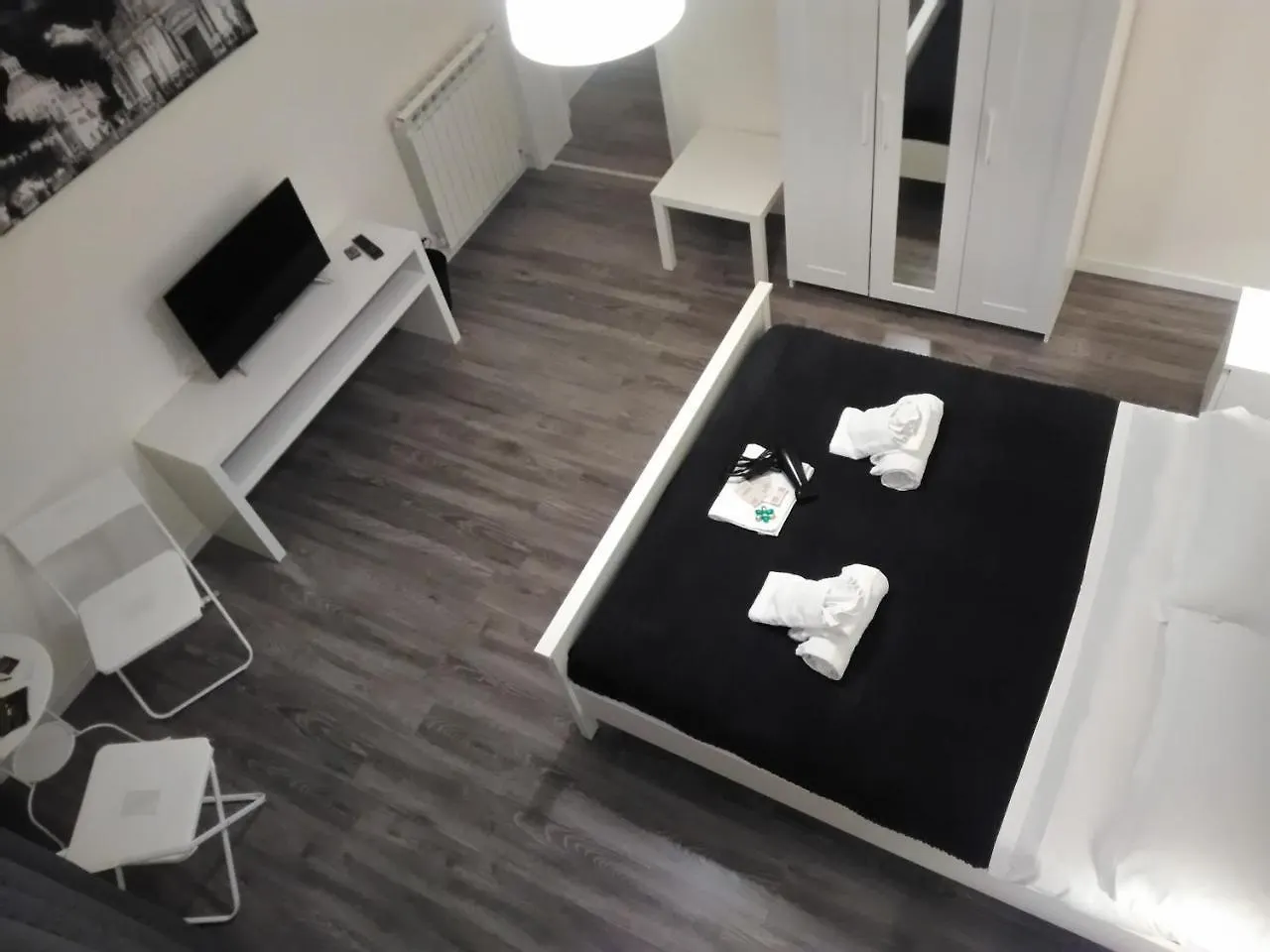 B&B Del Toscano Catane Couette-café
