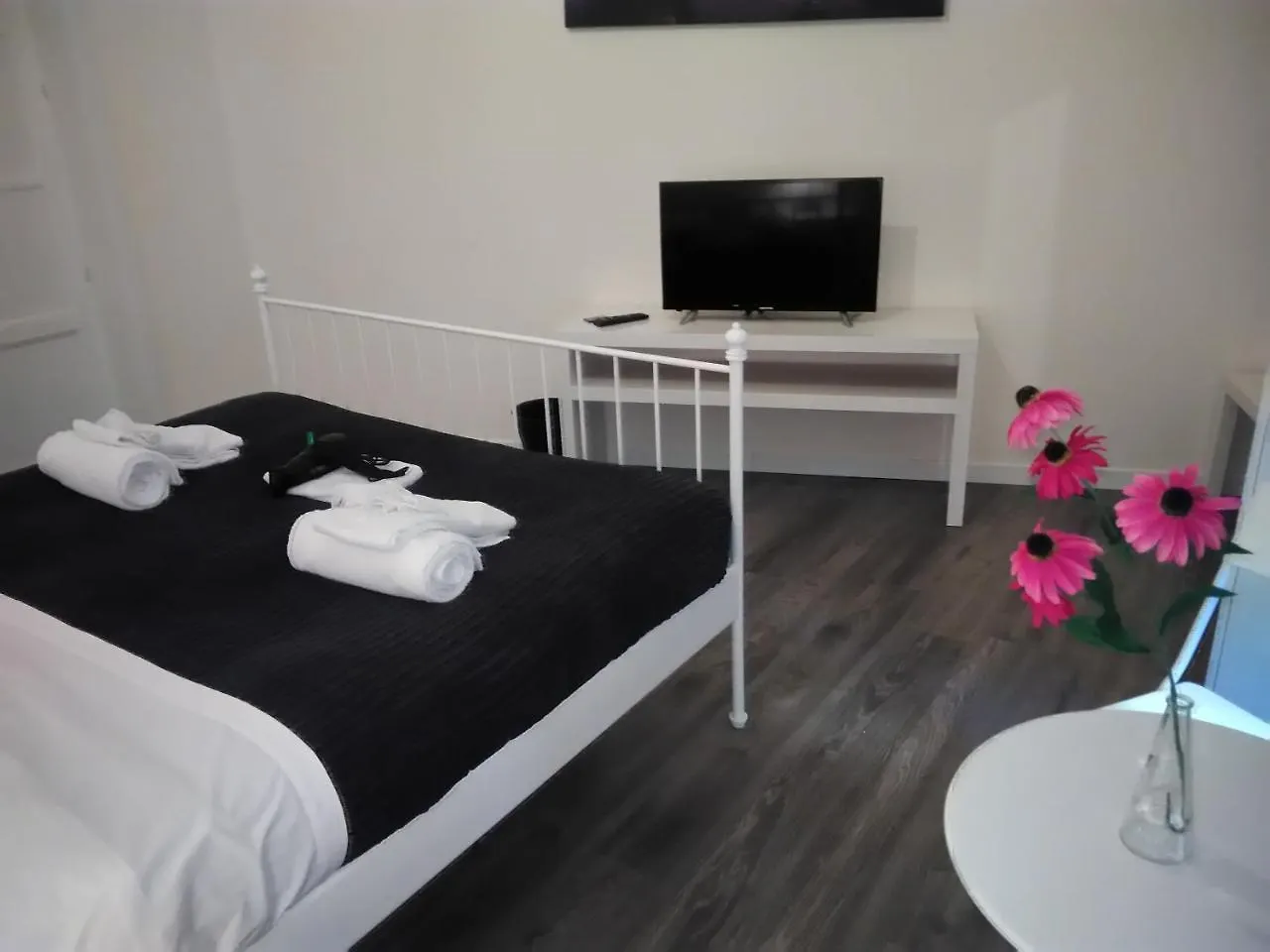 B&B Del Toscano Catane Couette-café